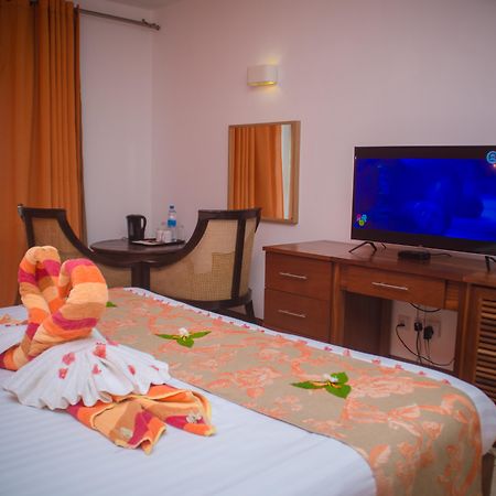 פוינט או פימנטס Sunset Reef Resort & Spa מראה חיצוני תמונה