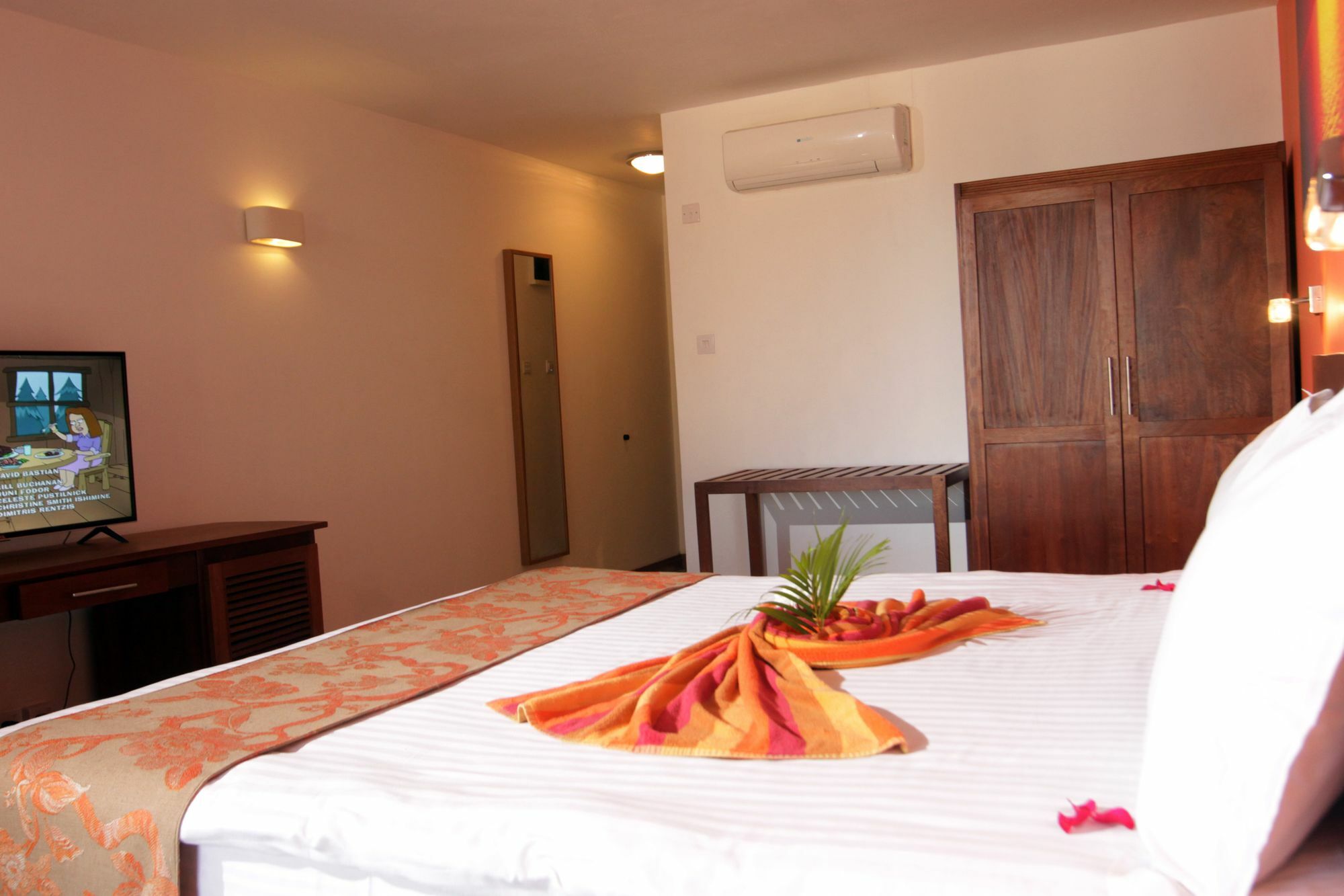 פוינט או פימנטס Sunset Reef Resort & Spa מראה חיצוני תמונה