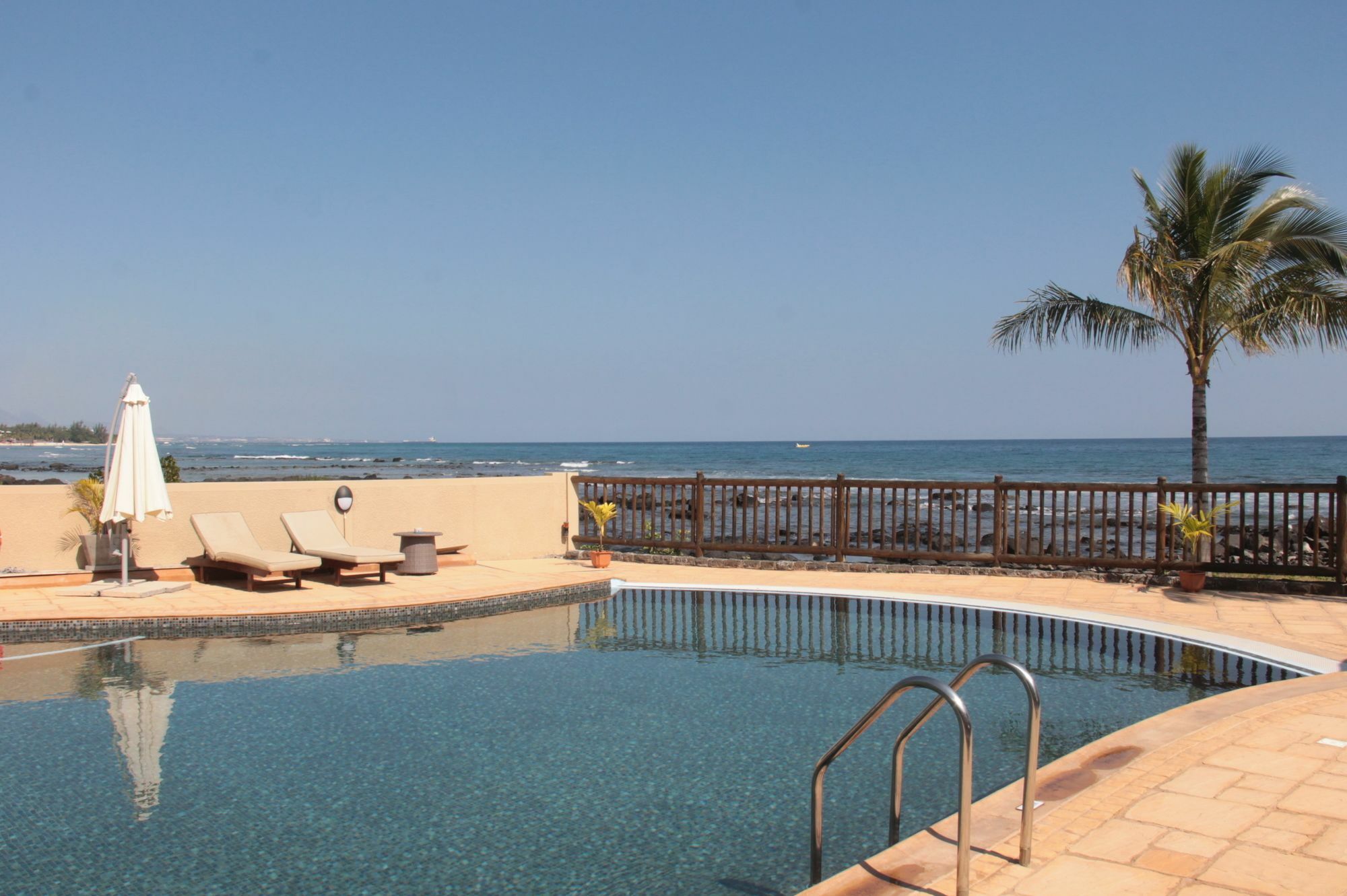 פוינט או פימנטס Sunset Reef Resort & Spa מראה חיצוני תמונה